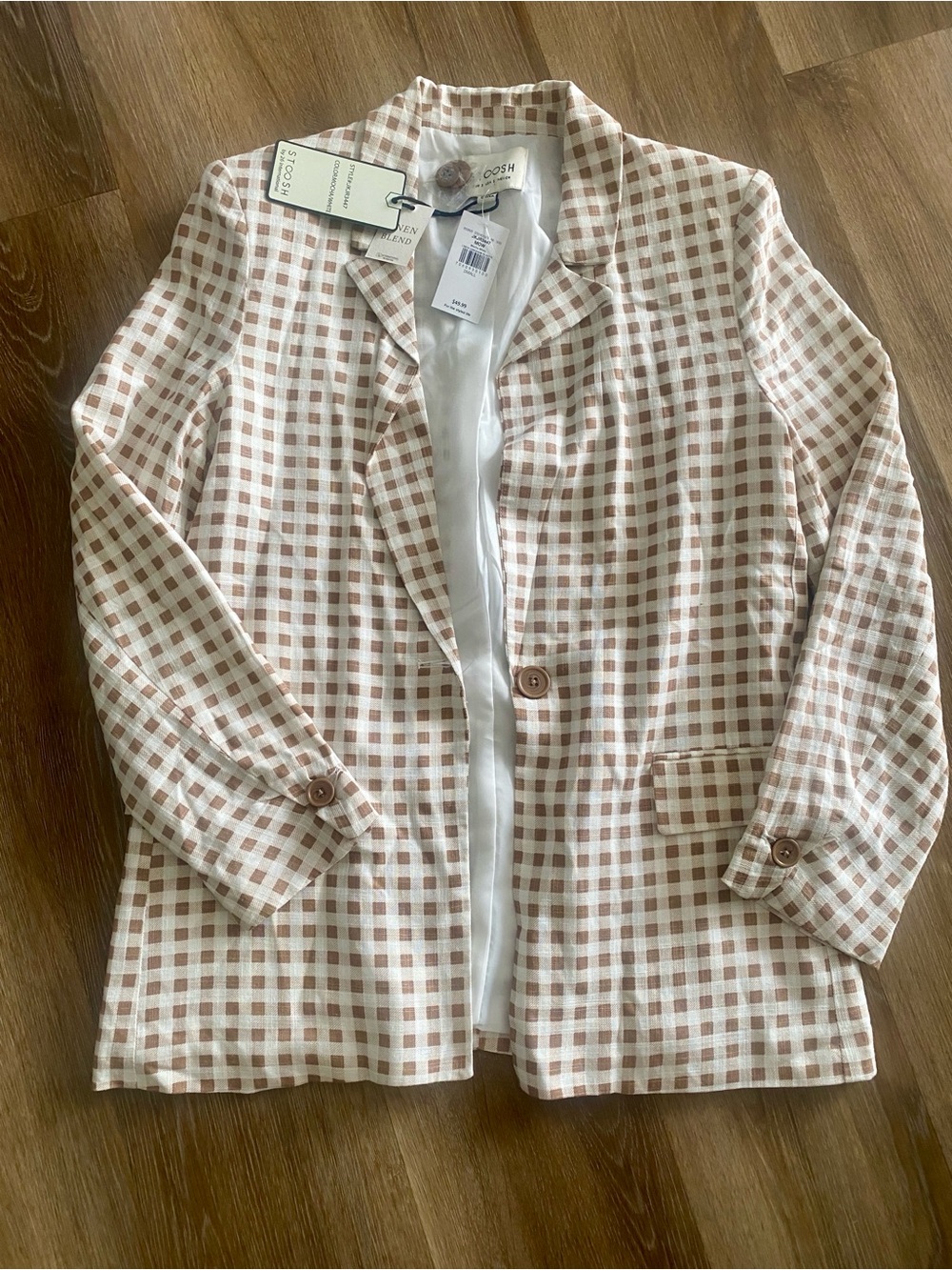 The Buckle Women’s Tan Check Blazer